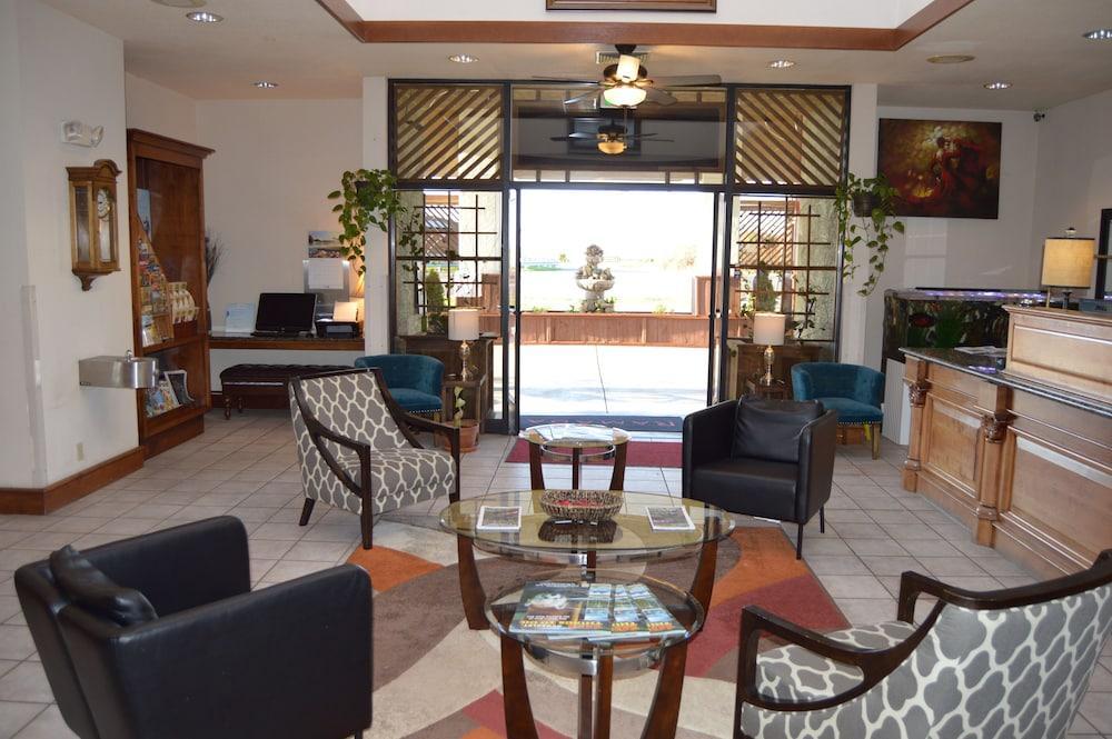 Hotel Ramada By Wyndham Arcata Exterior foto